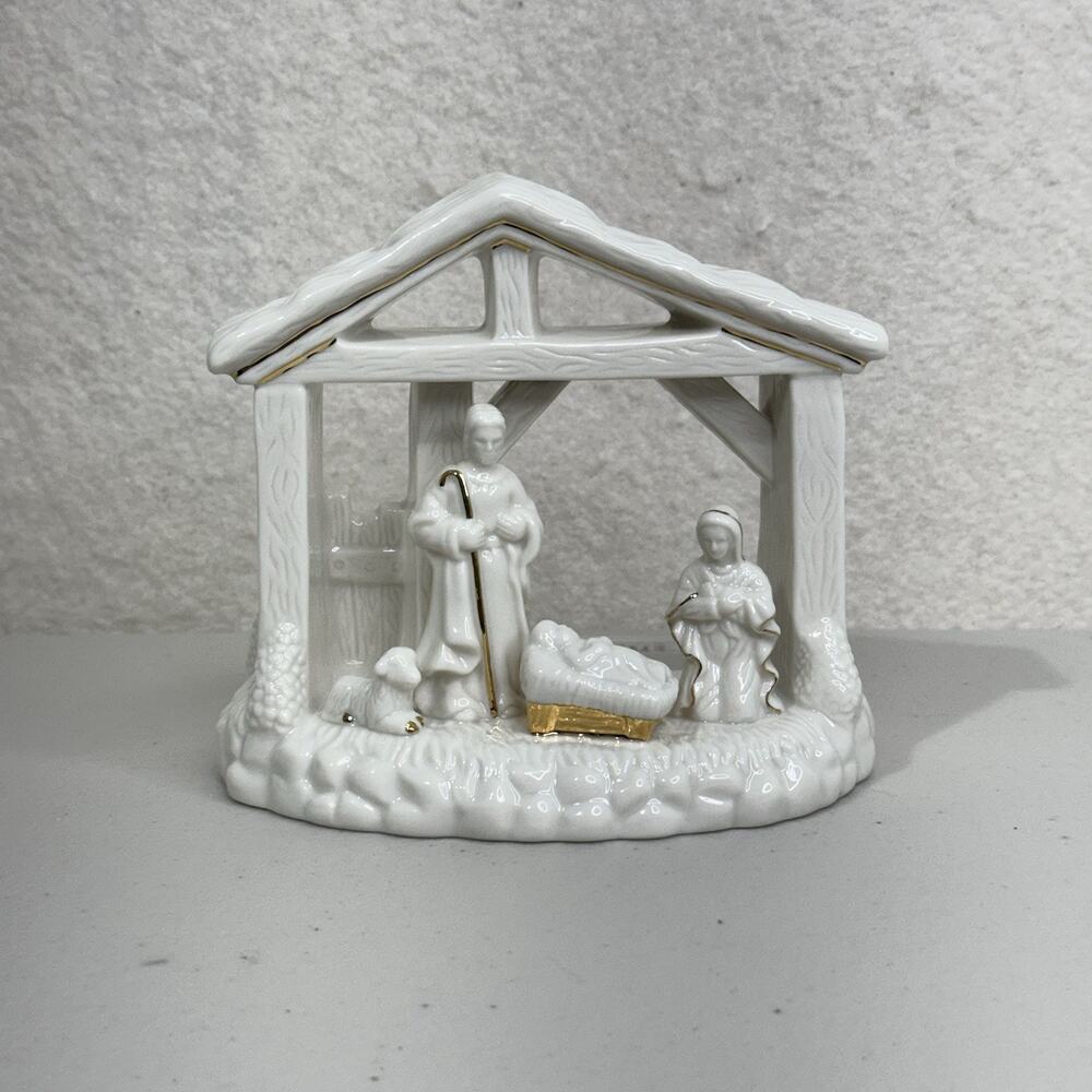 Mikasa Gold Holiday Elegance Nativity Crèche Fine White Porcelain Candle Holder